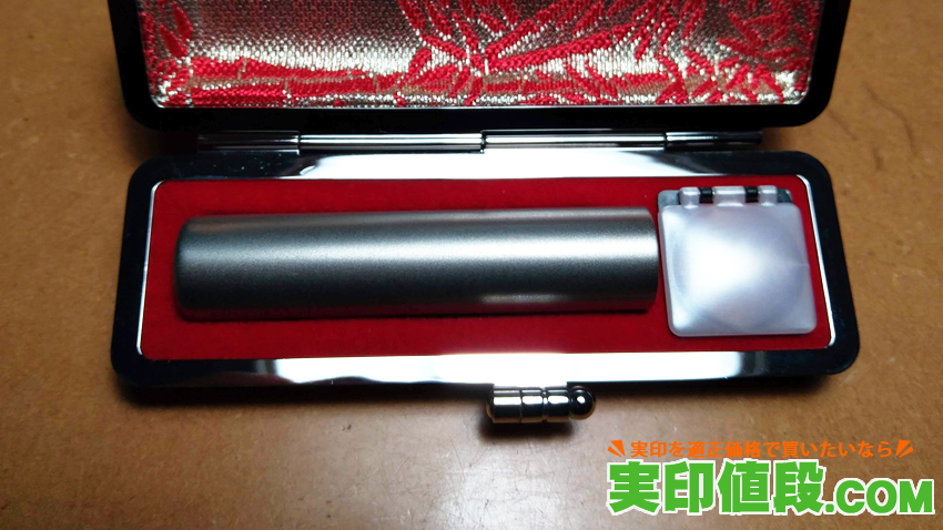 チタン印鑑の偽物の見分け方＜特にネット通販は要注意です！＞